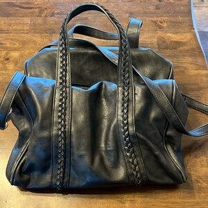 Mode Luxe Black Leather Purse